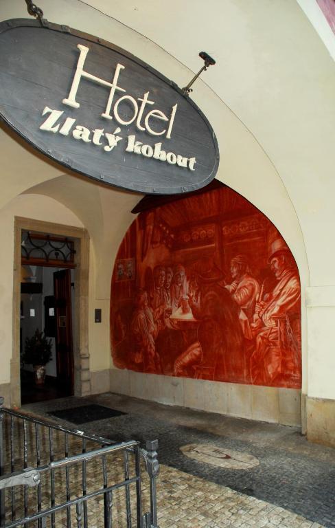 Hotel Zlaty Kohout Млада-Болеслав Экстерьер фото